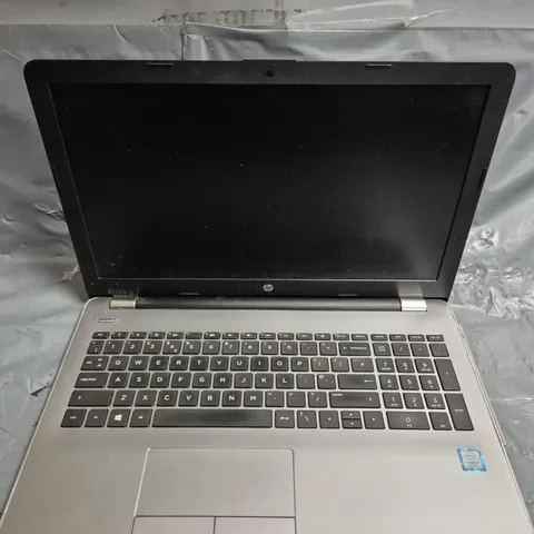 HP G6 NOTEBOOK PC