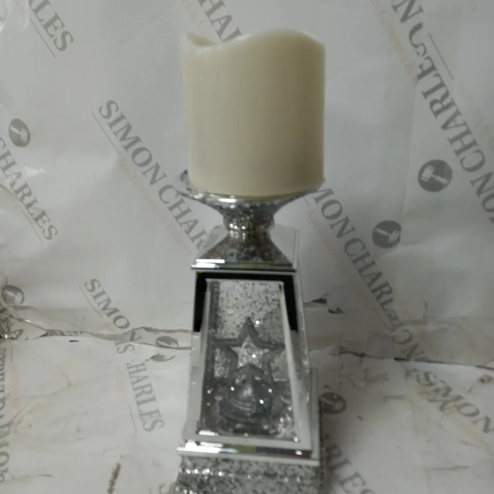 BOXED JM BY JULIEN MACDONALD CANDLE HOLDER WITH SWIRLING GLITTER