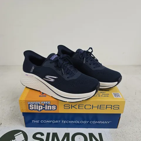 SKECHERS BLUE GO RUN TRAINERS SIZE 7 BOXED