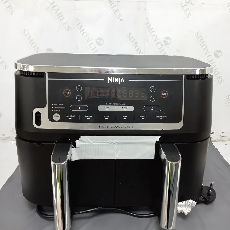 NINJA FOODI MAX DUALZONE AIR FRYER IN BLACK