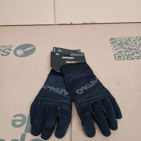 OAKLEY FACTORY PILOT CORE GLOVE BLACKOUT LARGE TAGGED