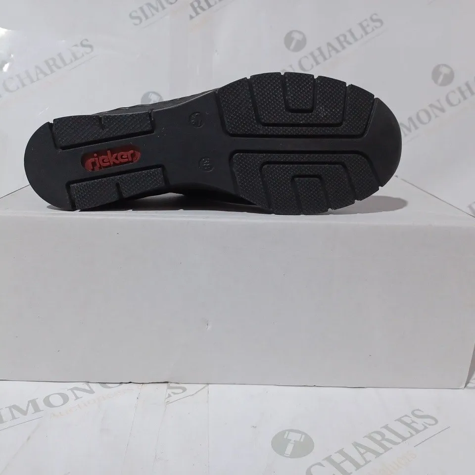 BOXED PAIR OF RIEKER MIX TRAINERS IN BLACK SIZE 5