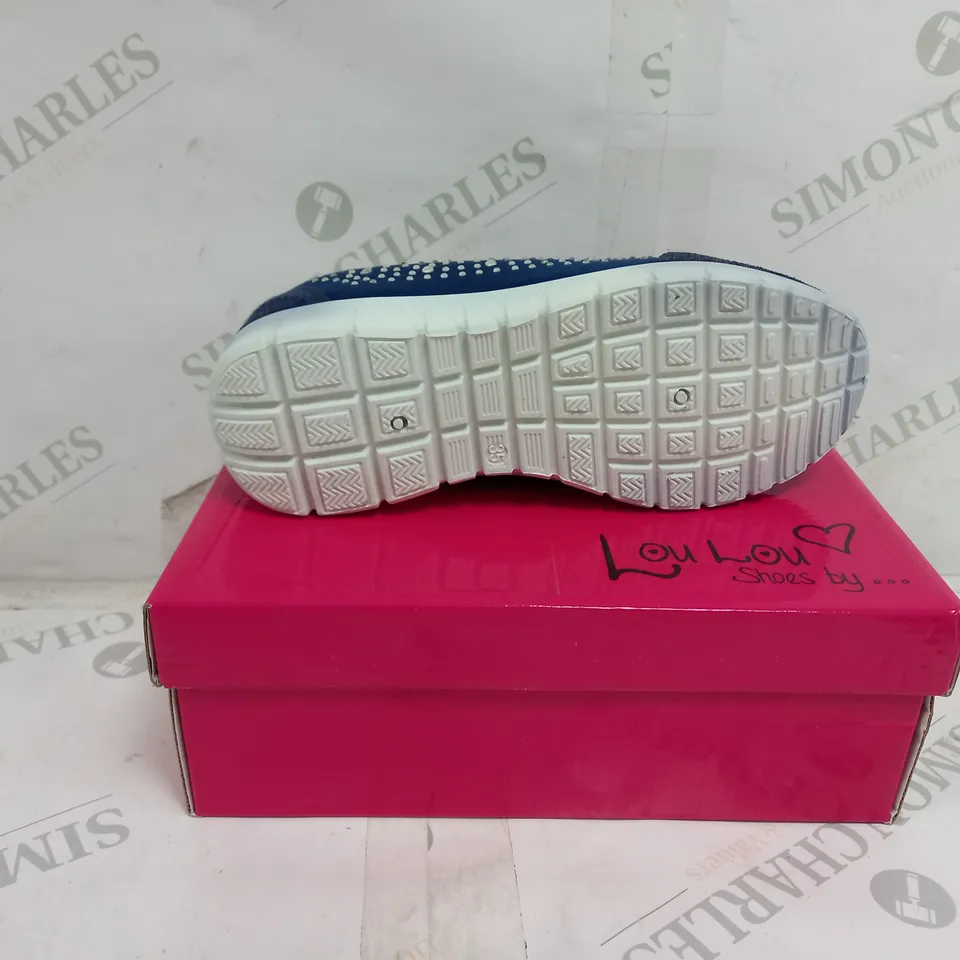 APPROXIMATELY 18 BOXED PAIRS OF LOU LOU SHOES BY SUMMER KIDS SLIP ON TRAINERS IN NAVY VARIOUS SIZES TO INCLUDE 32, 34, 35