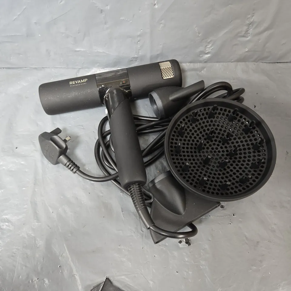 REVAMP ENIGMA DRYER IN BLACK