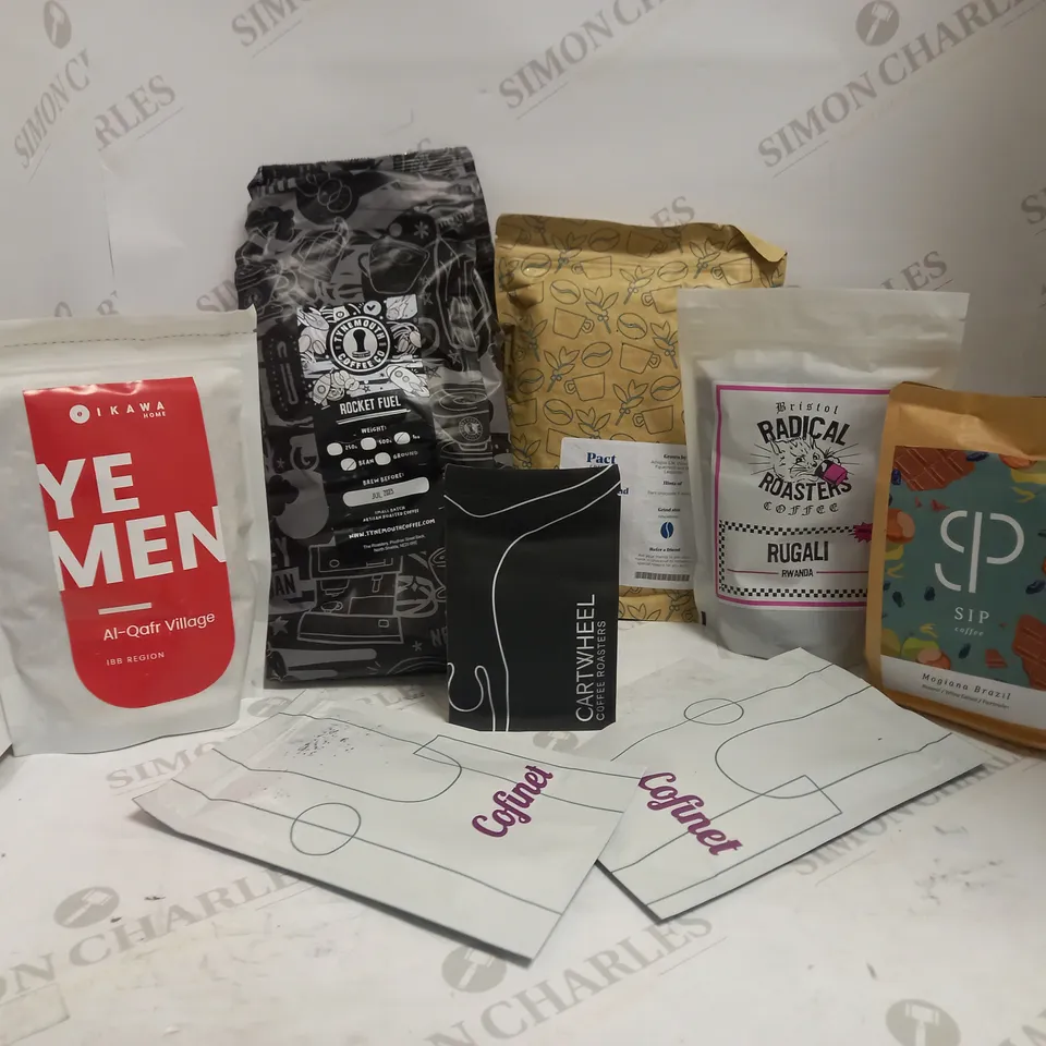 LOT OF 8 PACKS OF ASSORTED COFFEE BEANS (2KG TOTAL)