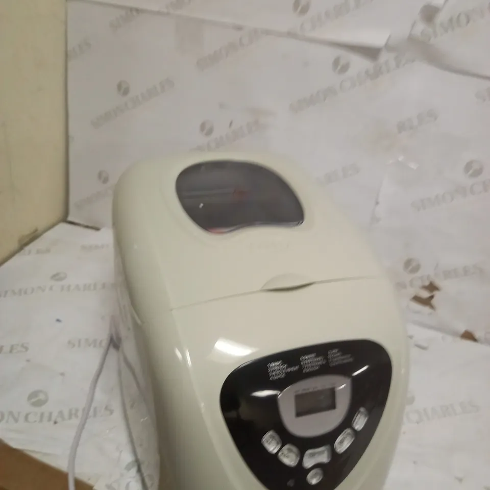 MORPHY RICHARDS FASTBAKE BREADMAKER