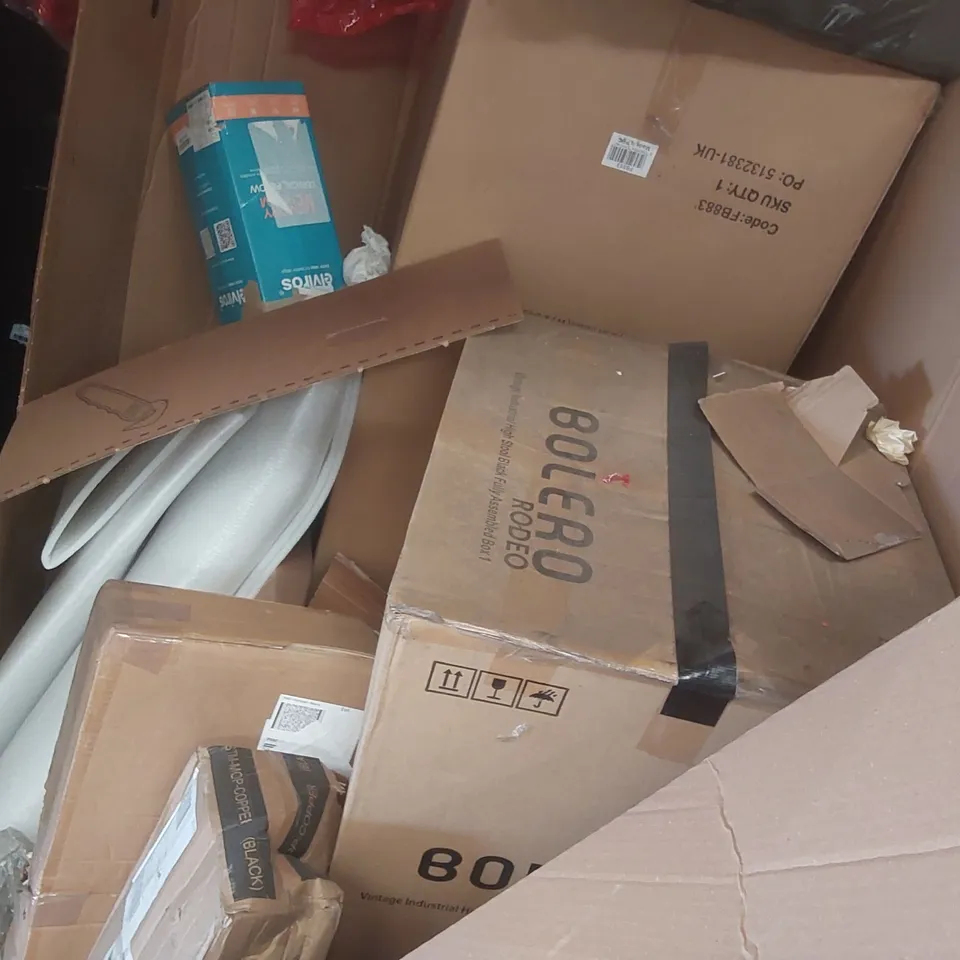 PALLET CONTAINING A LARGE QUANTITY OF ASSORTED ITEMS INCLUDING: BOLERO STOOLS, NEO STEAM MOP, MEMORY FOAM CERVICAL PILLOW ECT