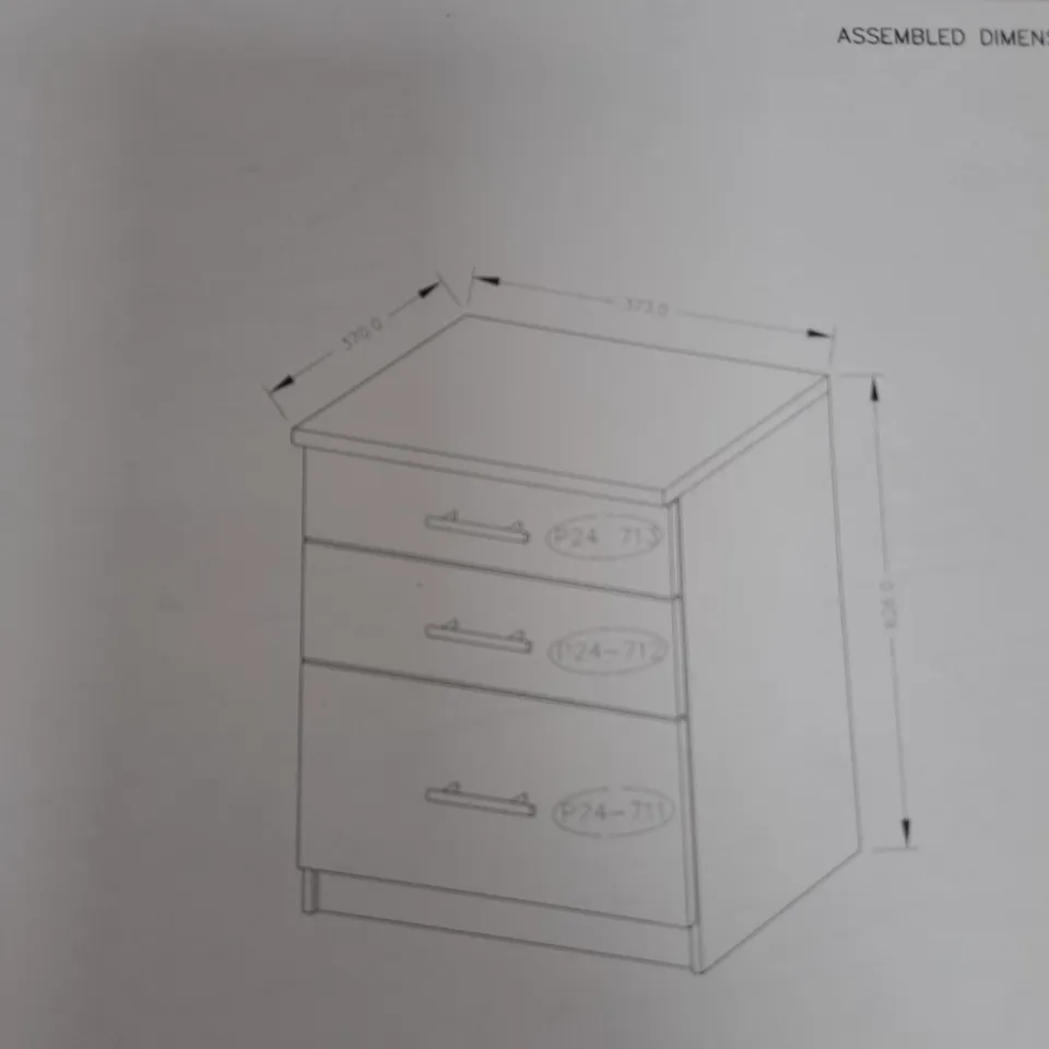 BOXED PRAGUE 3 DRAWER BEDSIDE CABINET - GREY RRP £72