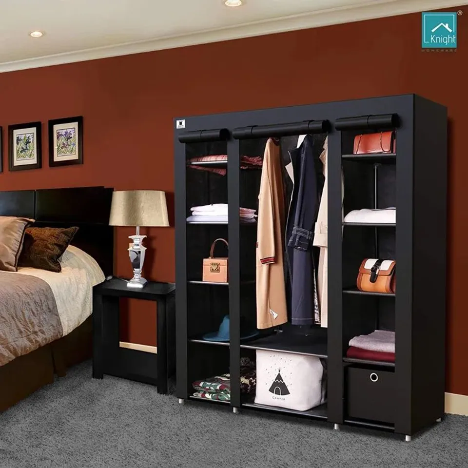 BOXED CLOSET SYSTEM 