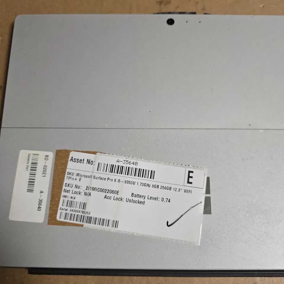 MICROSOFT SURFACE PRO 6 TABLET WITH KEYBOARD – 12.3-INCH DISPLAY, I5-8350U, 8GB RAM, 256GB SSD, GREY - DAMAGE TO SCREEN AND KEYBOARD 