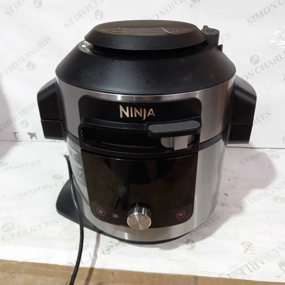 NINJA FOODI SMARTLID 7.5L MULTI COOKER & AIR FRYER