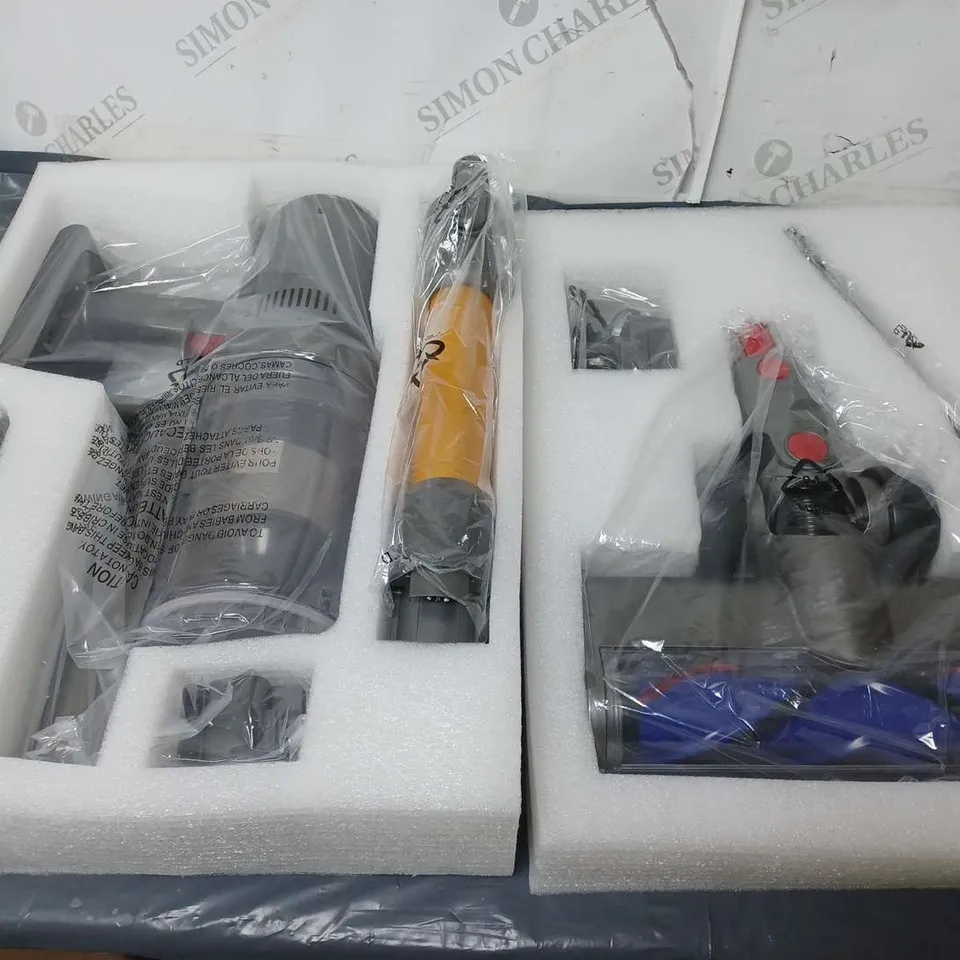 BOXED MOONPOD VC101 CORDLESSS VACUUM CLEANER