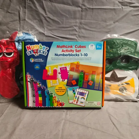 BOX OF APPROXIMATELY 25 ASSORTED TOYS AND GAMES TO INCLUDE MATHLINK CUBES ACTIVITY SET, ETC - COLLECTION ONLY
