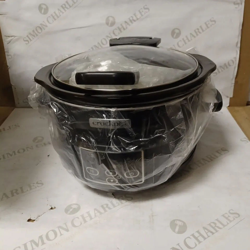 CROCK POT SLOW COOKER 