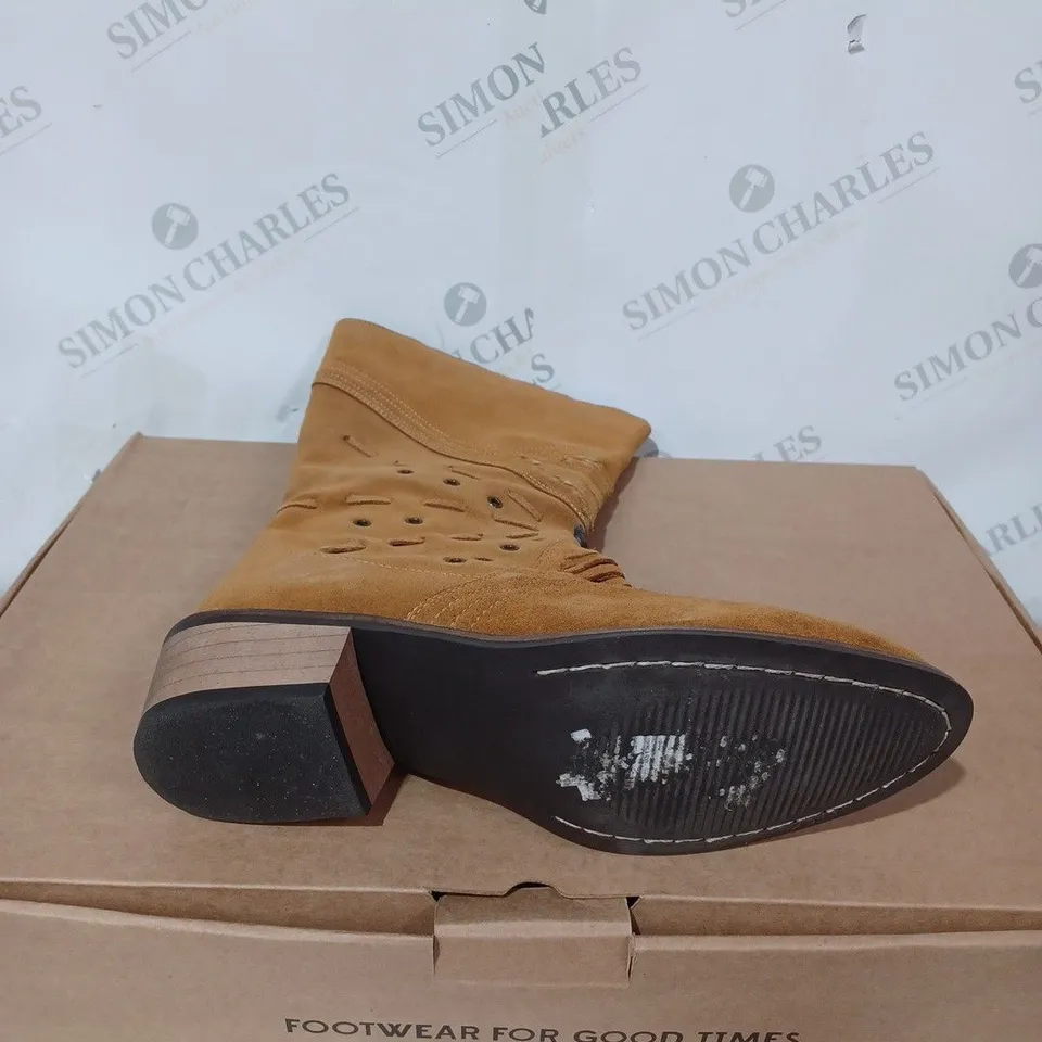 BOXED JOE BROWNS BRICK LANE SUEDE MIDI BOOTS - UK 5