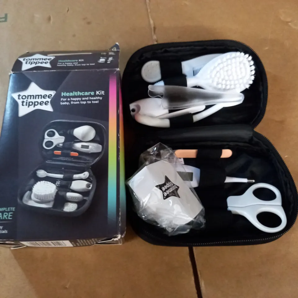 TOMMEE TIPPEE HEALTHCARE KIT