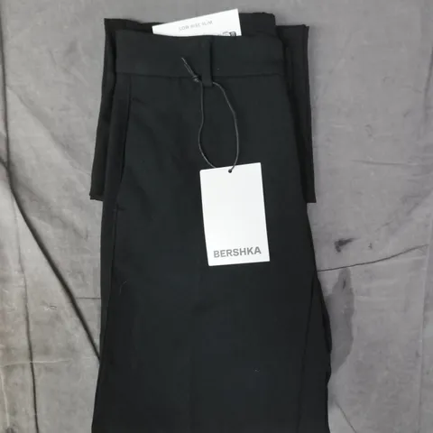 BERSHKA LOW RISE SLIM TROUSERS IN BLACK SIZE UK 6