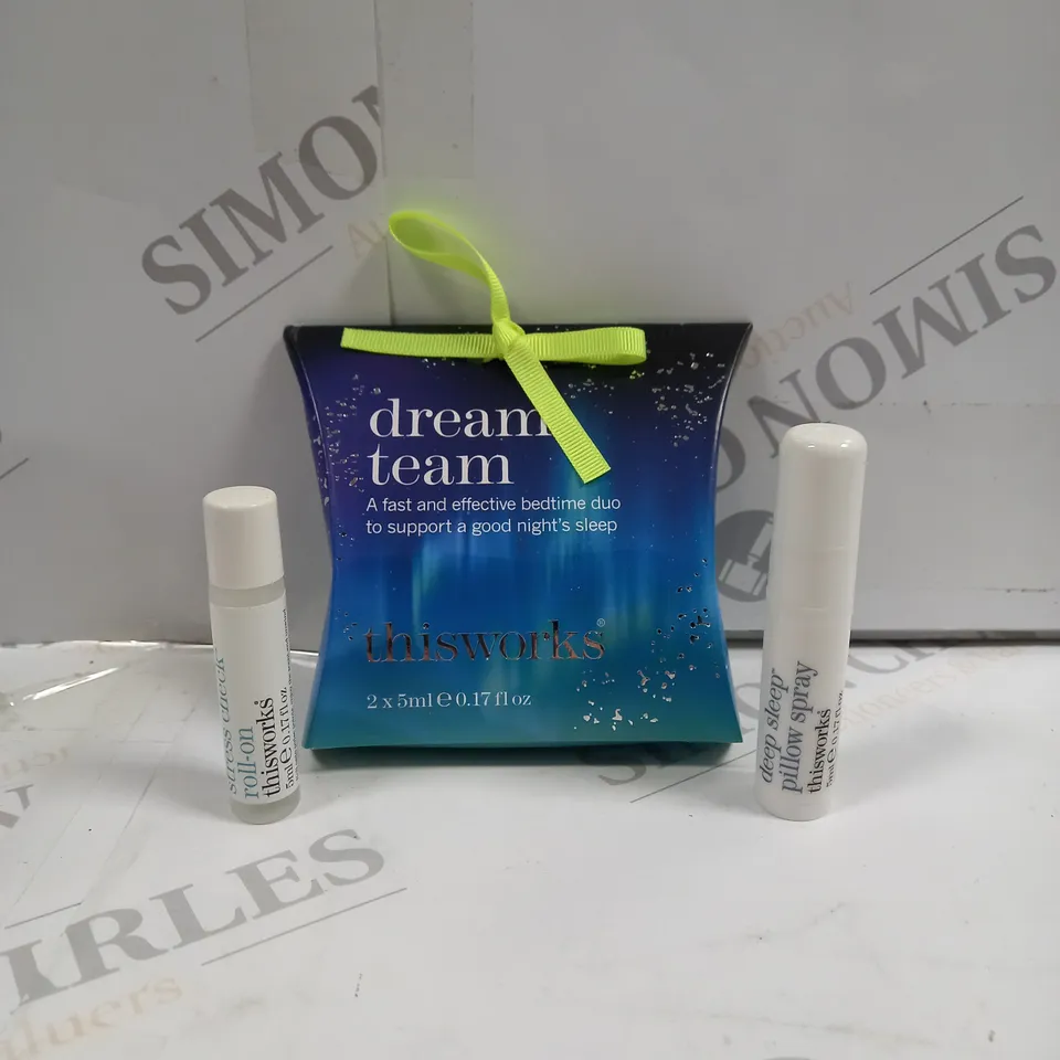 BOXED THIS WORKS DREAM TO SLEEP XMAS 2023 SET  RRP £28