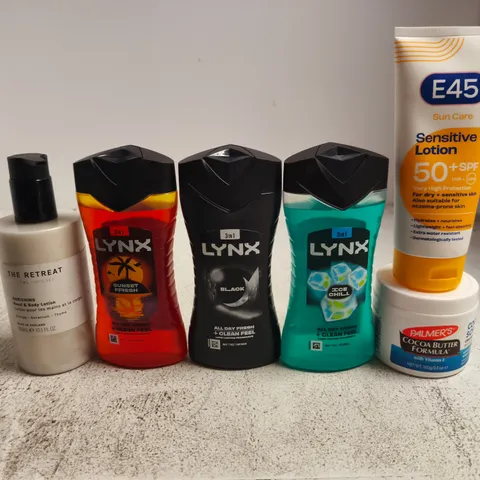 APPROXIMATELY 15 ASSORTED HEALTH & BEAUTY PRODUCTS TO INCLUDE LYNX , E45 AND TOOTHPASTE