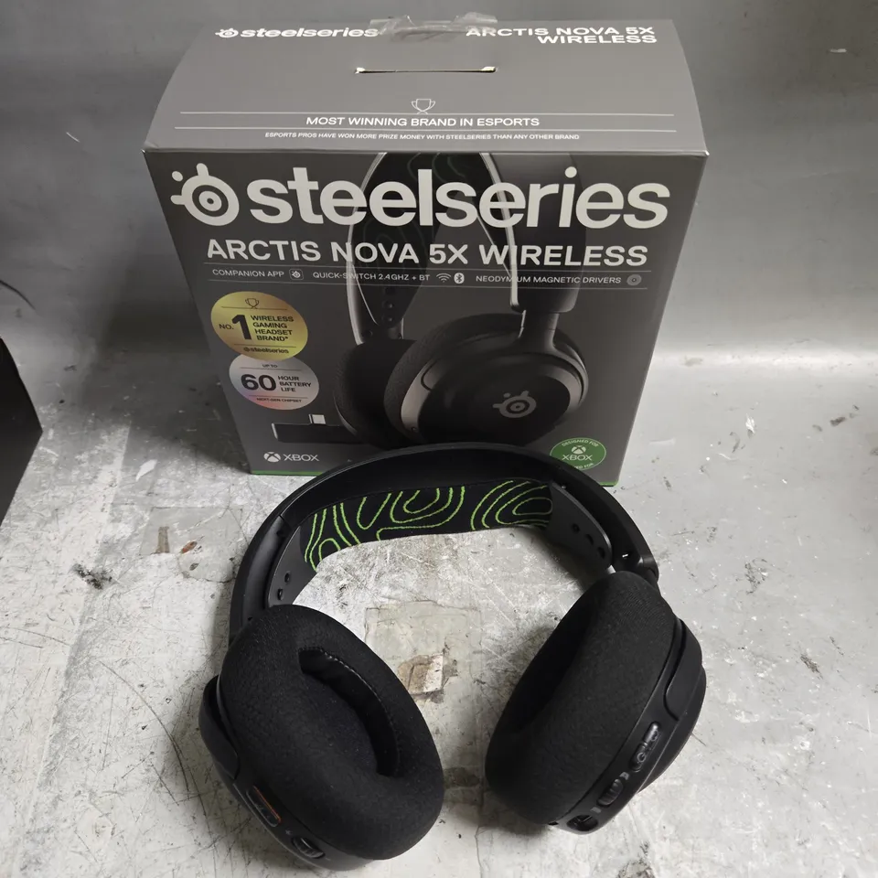 BOXED STEEL SERIES ARCTIS NOVA 5X WIRELESS HEADSET FOR XBOX 