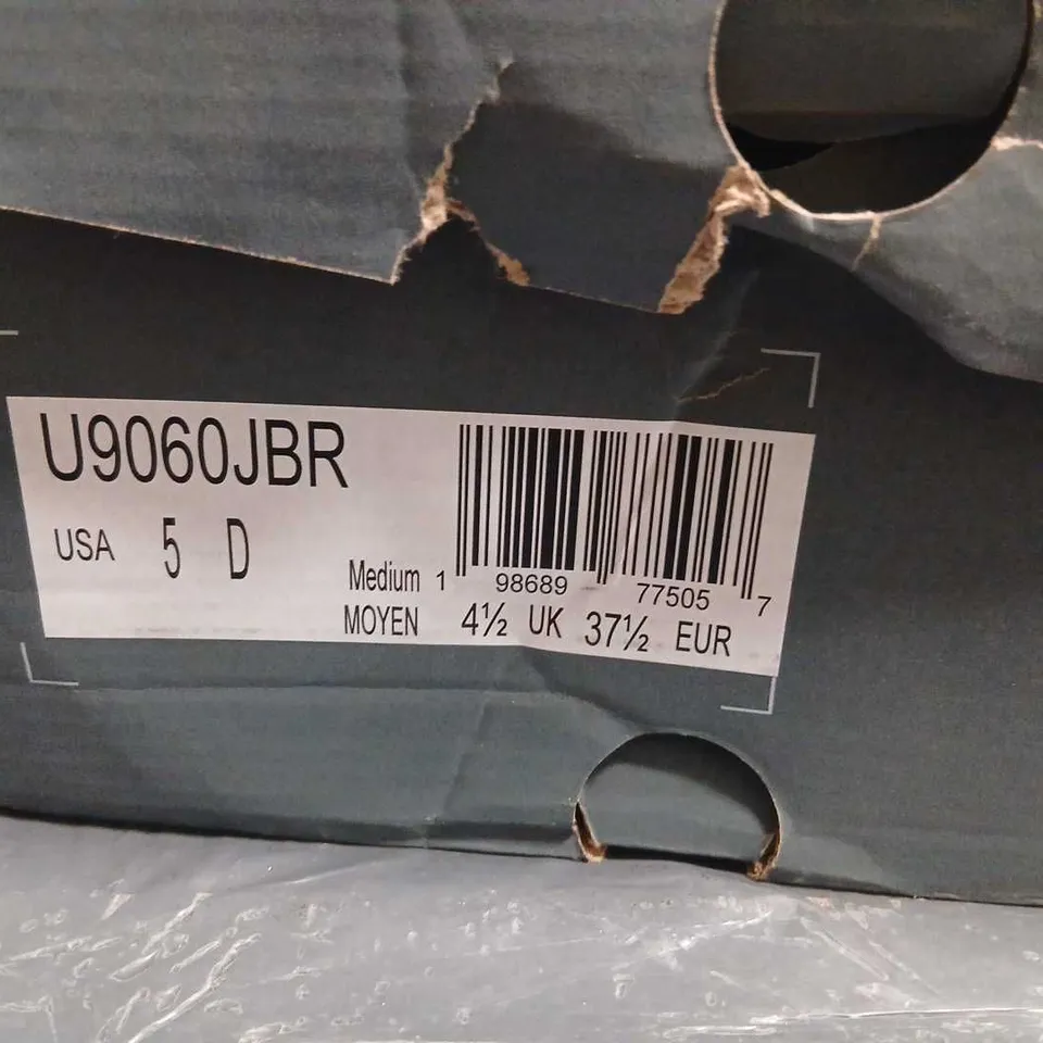 NEW BALANCE 9060 SNEAKERS – MEN’S US 5 (UK 4.5, EU 37.5) U9060JBR