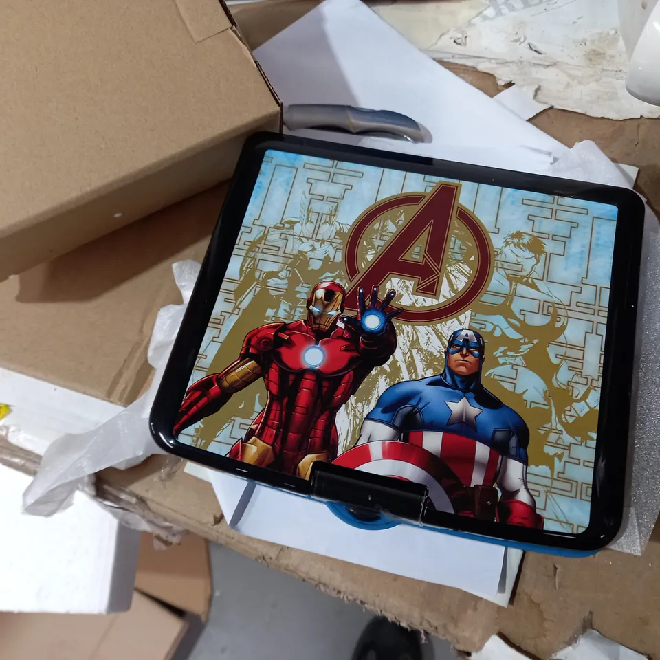 AVENGERS PORTABLE DVD PLAYER RRP £89.99