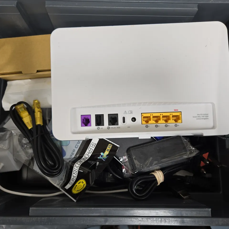 APPROXIMATELY 15 ASSORTED HOUSEHOLD ITEMS TO INCLUDE ROUTER, TV REMOTES, BT F LEADED WHITE ADAPTOR, ETC