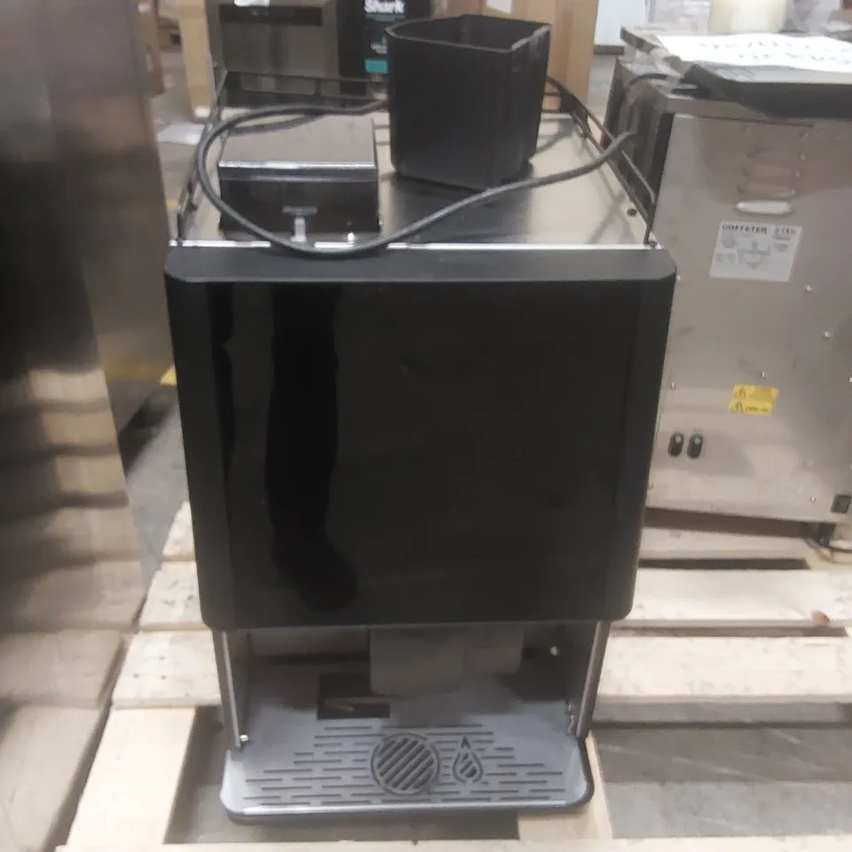 COFFETEK VITRO X3 COMMERCIAL BEAN-TO-CUP COFFEE MACHINE