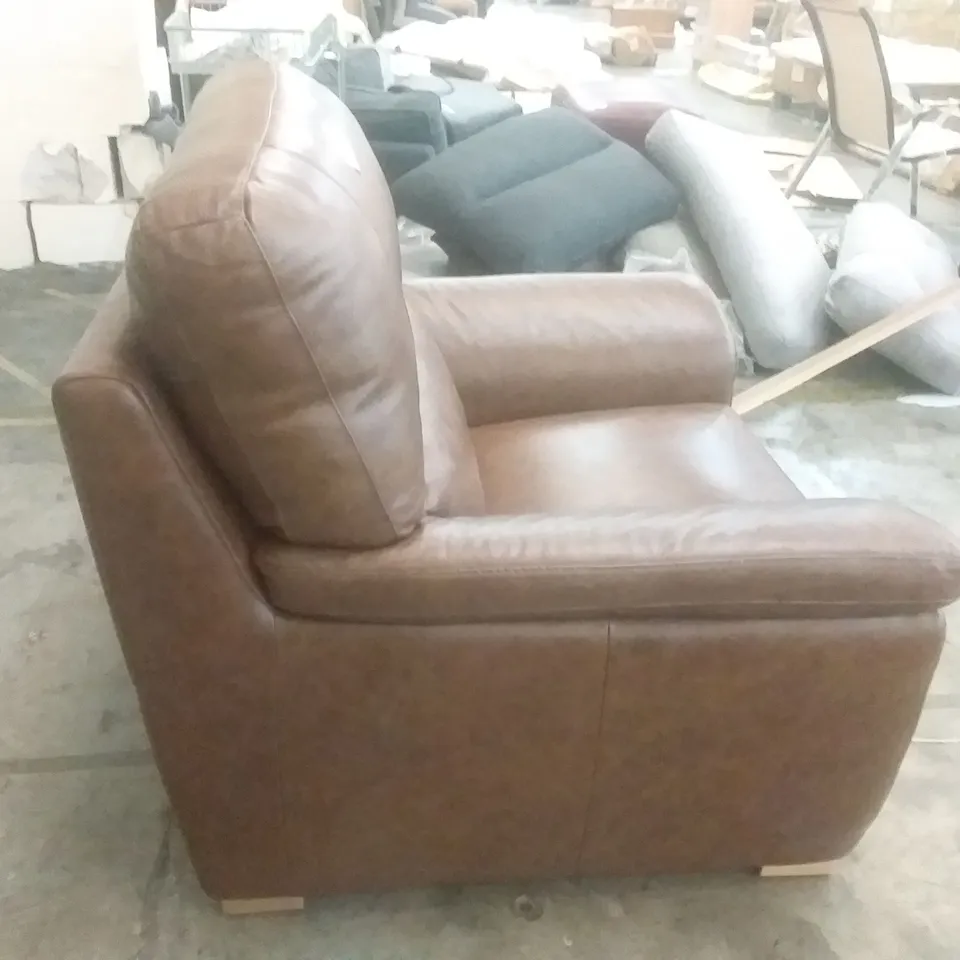 QUALITY DESIGNER VIRGILIO CHAIRS WITH SMALL ARMS - BRANDY LEATHER