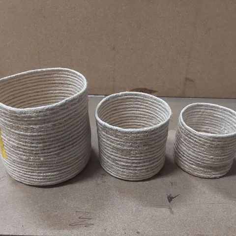 INDOOR PLANTER BASKET NATURAL SENGRASS THREE SET 25CM, 20CM & 17CM