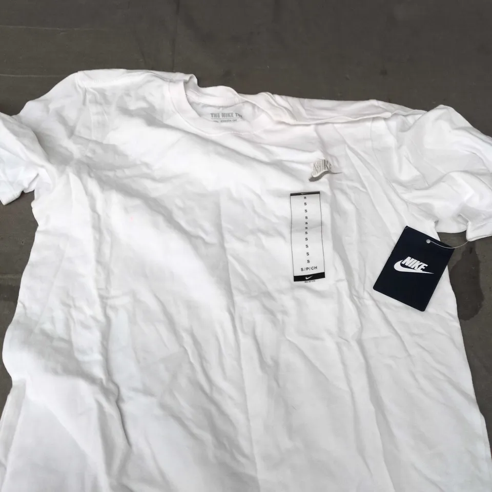 NIKE THE NIKE TEE WHITE T-SHIRT – SIZE S