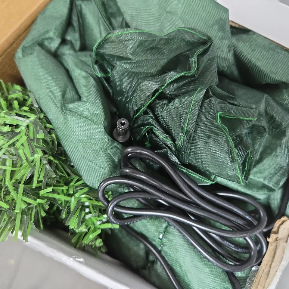 BOXED SNOWING CHRISTMAS DECORATION