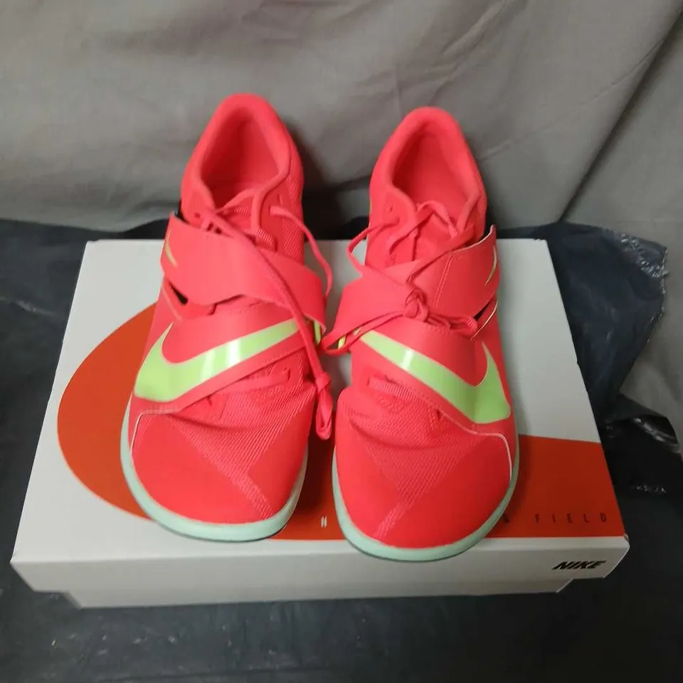 NIKE ZOOM RIVAL JUMP TRACK SHOES – PINK/CRIMSON, UK 7