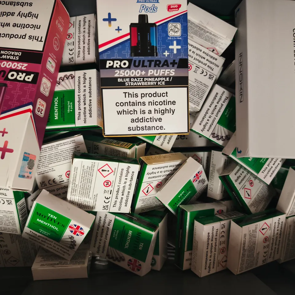 APPROXIAMTELY 20 ASSORTED VAPING PRODUCTS - COLLECTION ONLY