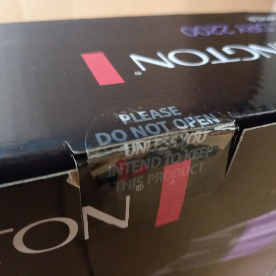 SEALED REMINGTON IONIC DRY 2200 HAIRDRYER