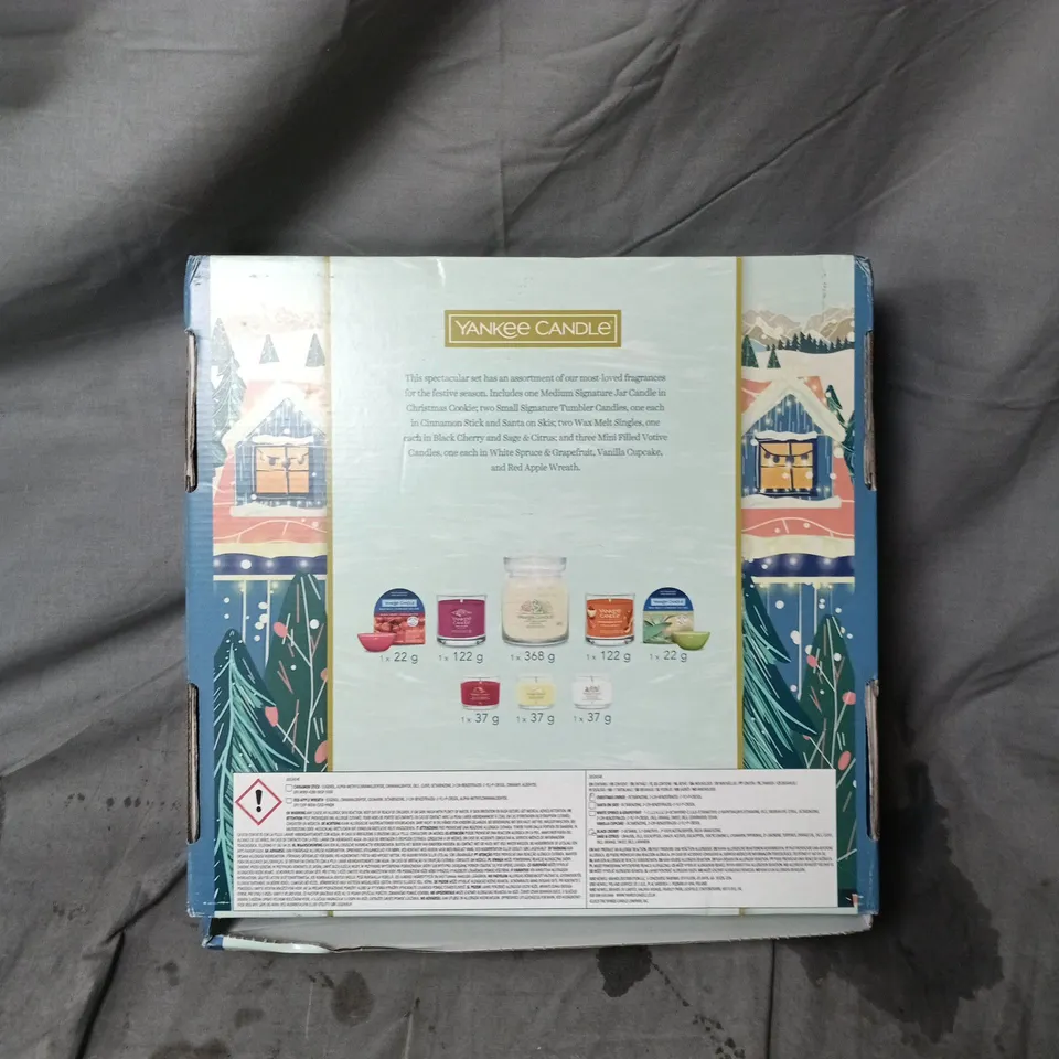 YANKEE CANDLE LIMITED EDITION GIFT SET – ASSORTED SCENTED CANDLES, BOXED 