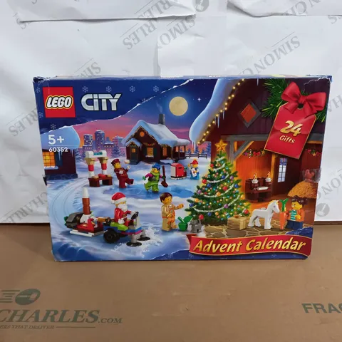 LEGO ® CITY ADVENT CALENDAR 2022: 60352
