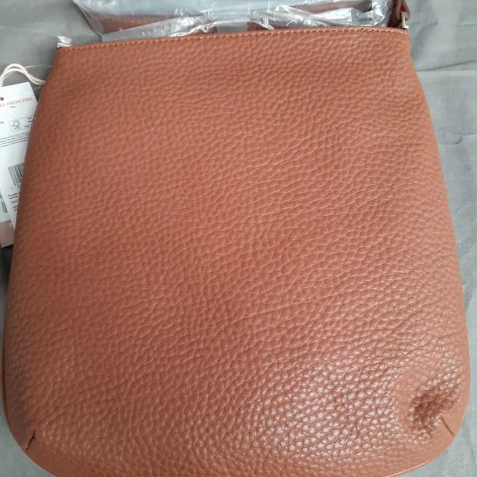 FIORELLI BROWN LEATHER LOOK BAG