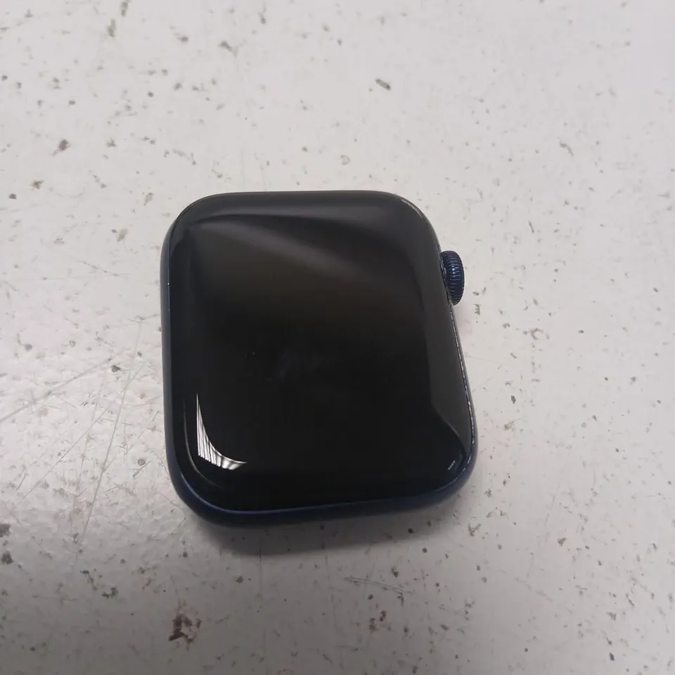 APPLE WATCH SERIES 6
