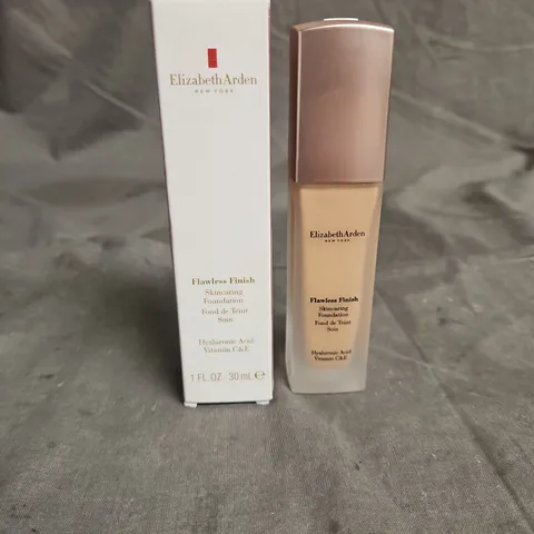 BOXED ELIZABETH ARDEN FLAWLESS FINISH SKIN CARING FOUNDATION IN 330W 30ML