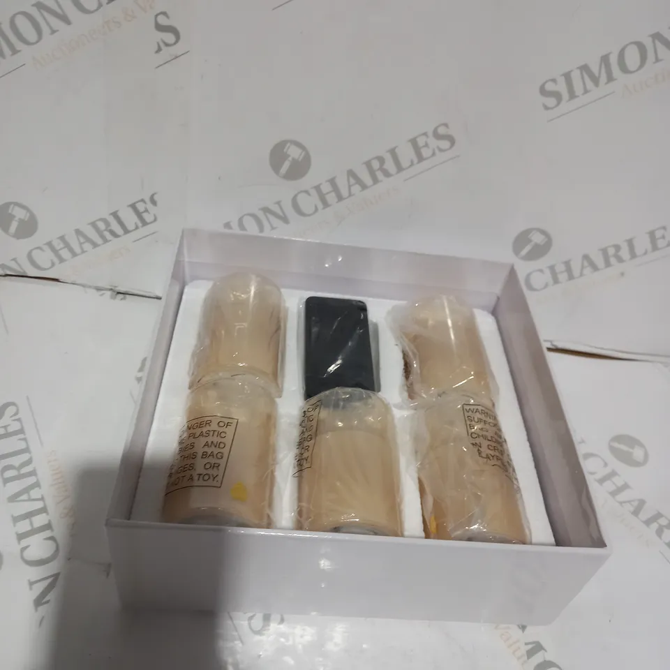BOXED BUNDLEBERRY GOLD FLAME CANDLE SET
