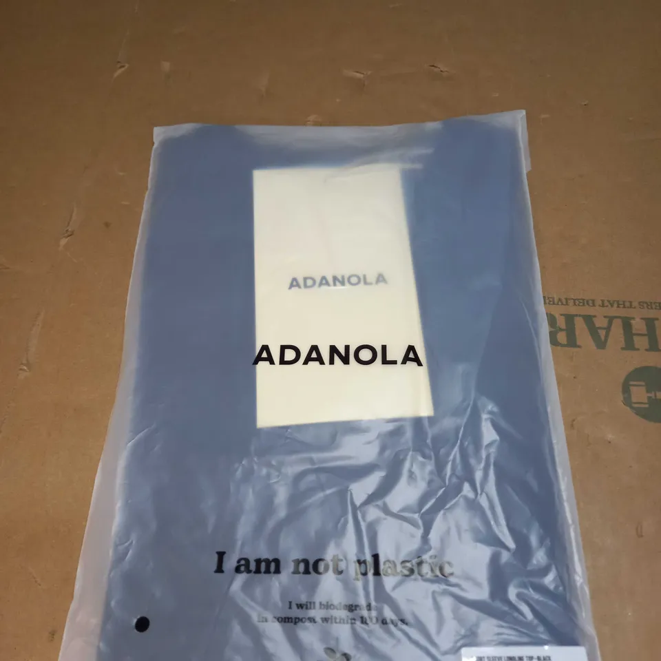 ADANOLA SHORT SLEEVE LONGLINE TOP SIZE XS