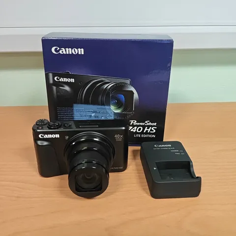 BOXED CANON POWERSHOT SX740 HS LITE 40X ZOOM CAMERA - BLACK