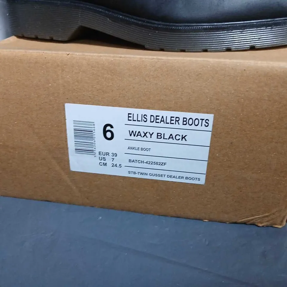 ELLIS DEALER BOOTS – WAX BLACK CHELSEA-STYLE ANKLE BOOTS, UK 6 (EU 39)