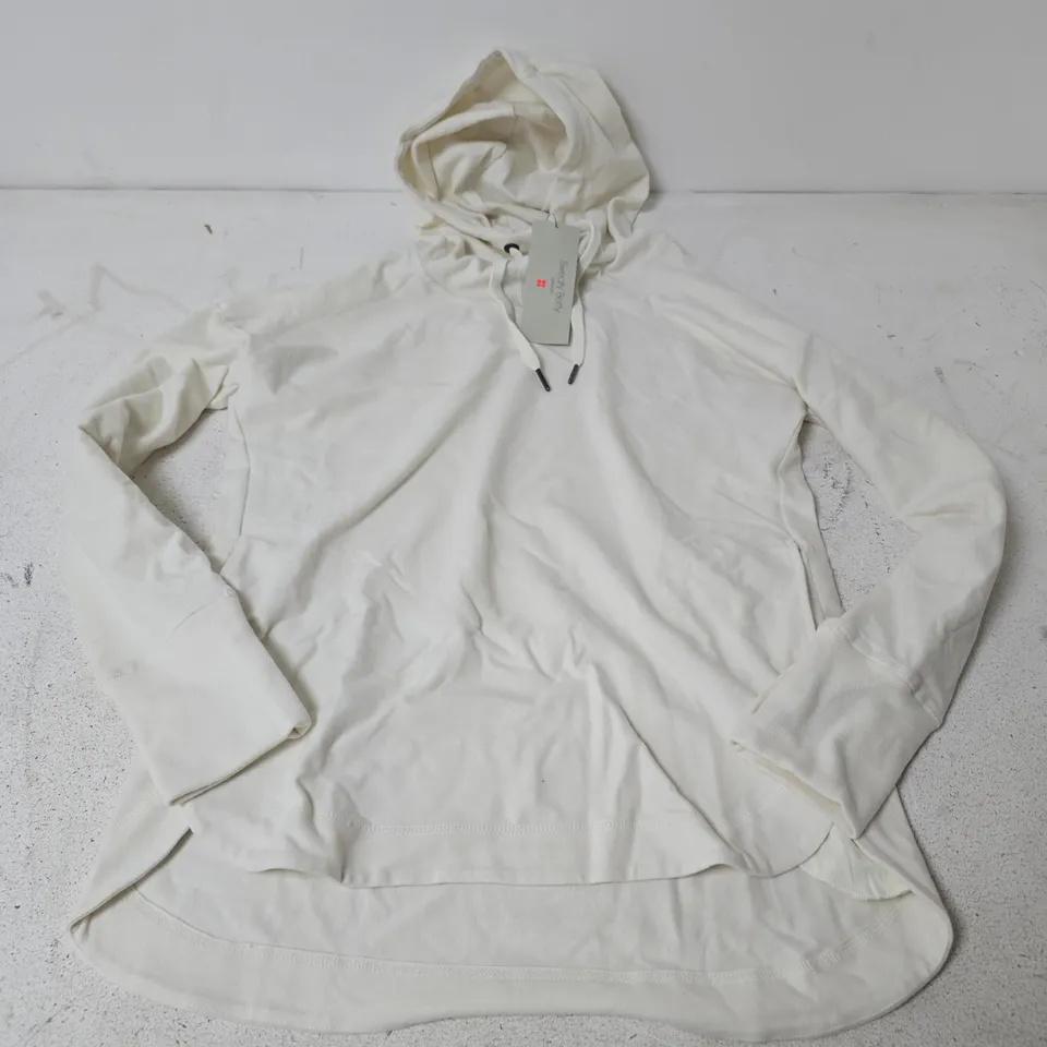 SWEATY BETTY ESCAPE LUXE FLEECE HOODY IN LILY WHITE - MEDIUM