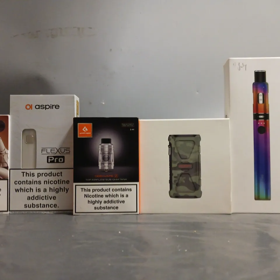 BOX OF APPROXIMATELY 18 ASSORTED E-CIGARETTES TO INCLUDE - GEEKVAPE , ASPIRE ,INNOKIN 