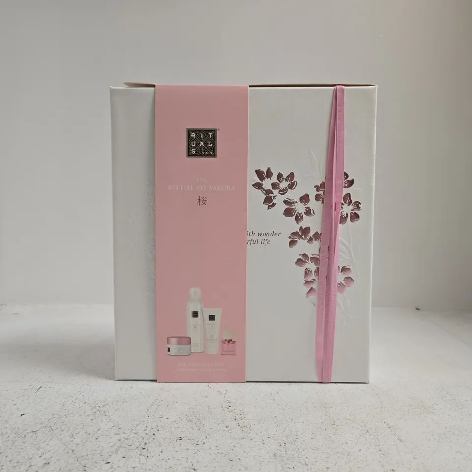 RITUALS THE RITUAL OF SAKURA MEDIUM GIFT SET