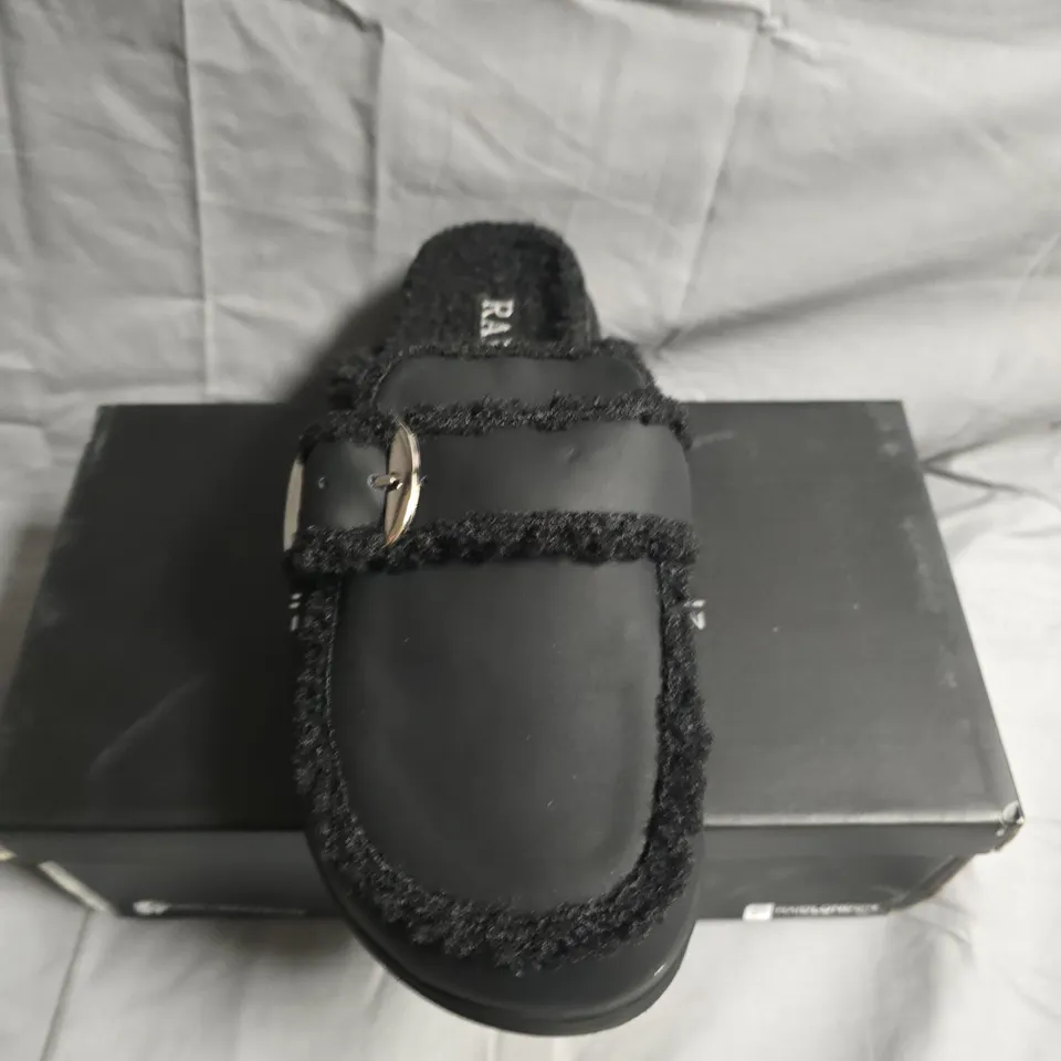 BOXED PAIR OF RAID TEDDY BEAR MULES - UK SIZE 7