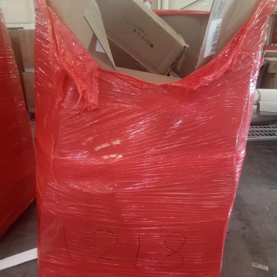 PALLET OF ASSORTED ITEMS INCLUDING DREO AIR FRYER, DELONGHI ESPRESSO MAKER, WARM&LOVE 8 DRAWER STORAGE UNIT, MONCOOK DOUBLE AIR FRYER, KING RACK EXPANDABLE DISH RACK, STOREMIC TOILET SEAT 