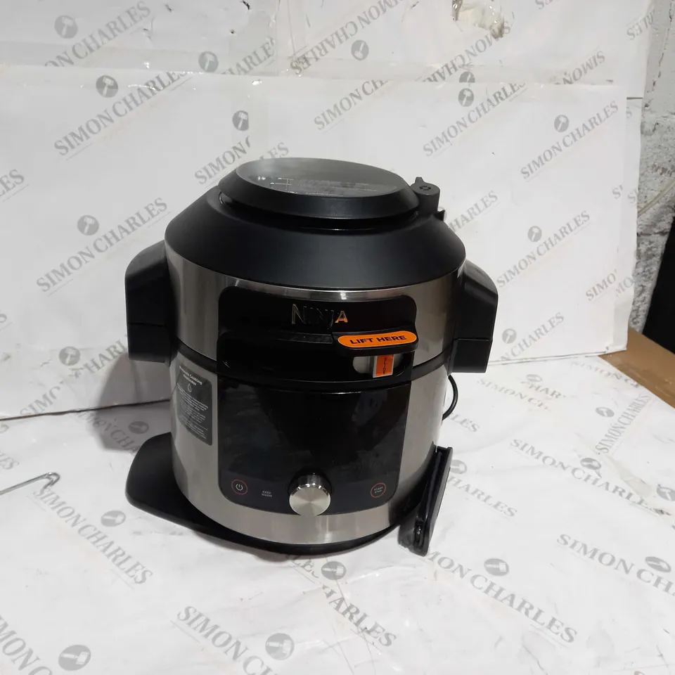 NINJA FOODI MAX SMARTLID 7.5L MULTI COOKER & AIR FRYER